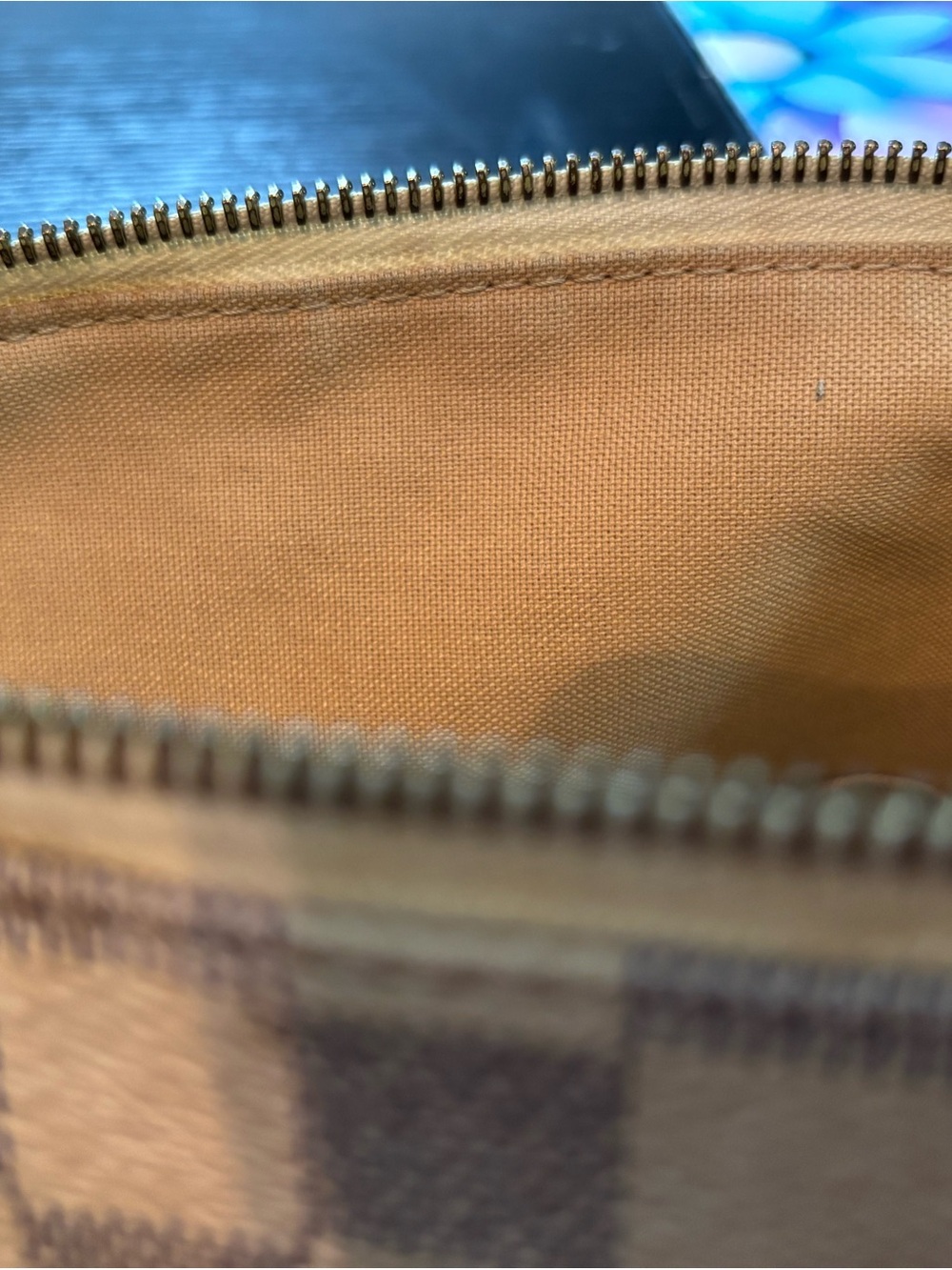 Authentic Louis Vuitton Discontinued Totally MM Tote – Damier Azur Canvas - Picture 13 of 16